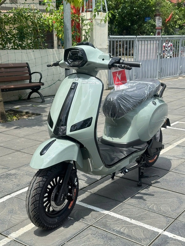 Xe Máy Điện Yaka Lavia GX Màu Xám Xi Măng