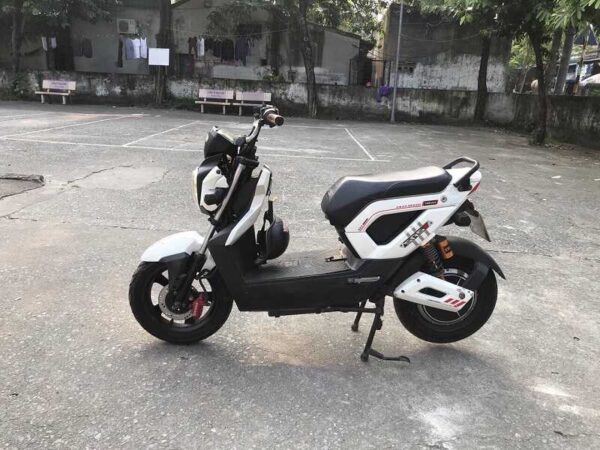xe máy điện Zoomer Dibao Trắng cũ
