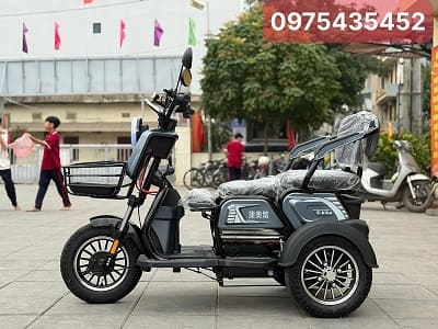 Xe điện 3 bánh tại Dịch Vọng - Cầu Giấy